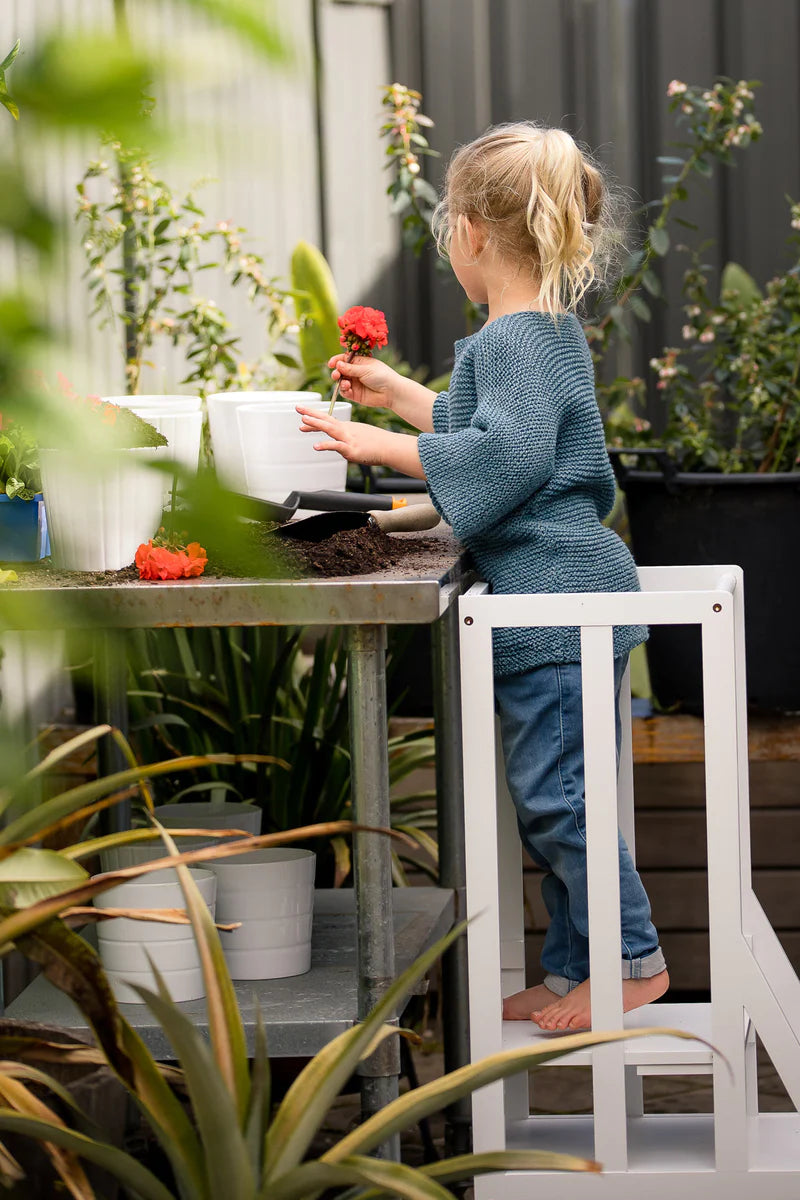 Learning Tower - Bamboo Helper